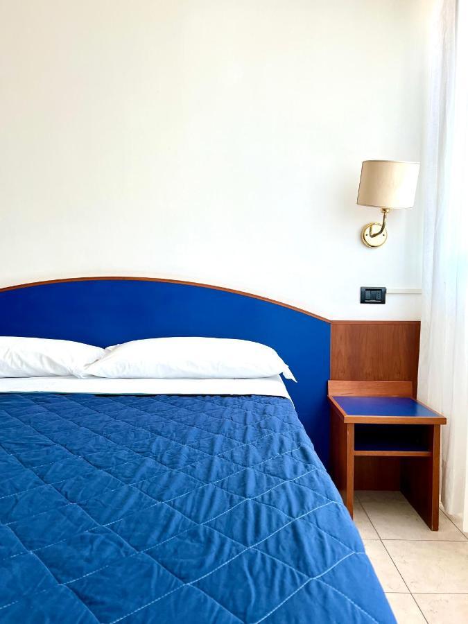 Hotel B&B Montecarlo Milano Marittima Dış mekan fotoğraf