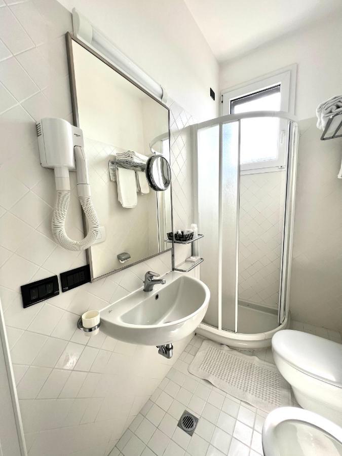 Hotel B&B Montecarlo Milano Marittima Dış mekan fotoğraf