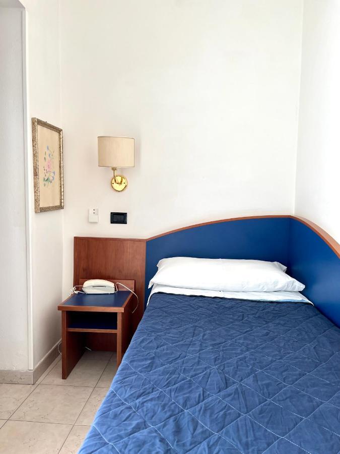 Hotel B&B Montecarlo Milano Marittima Dış mekan fotoğraf