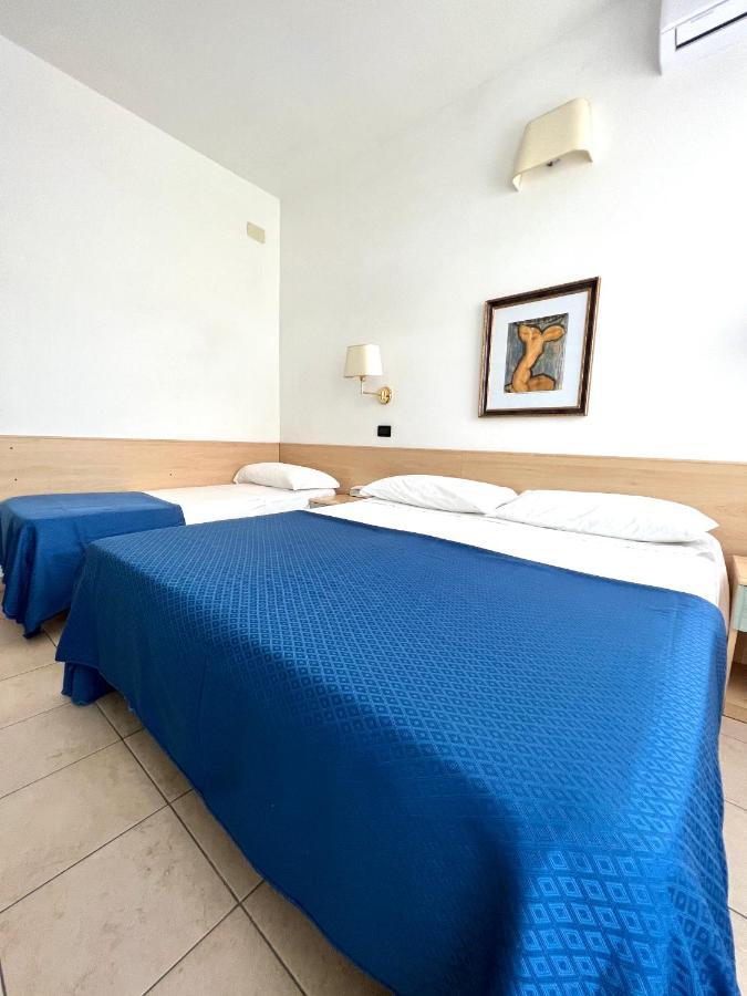 Hotel B&B Montecarlo Milano Marittima Dış mekan fotoğraf
