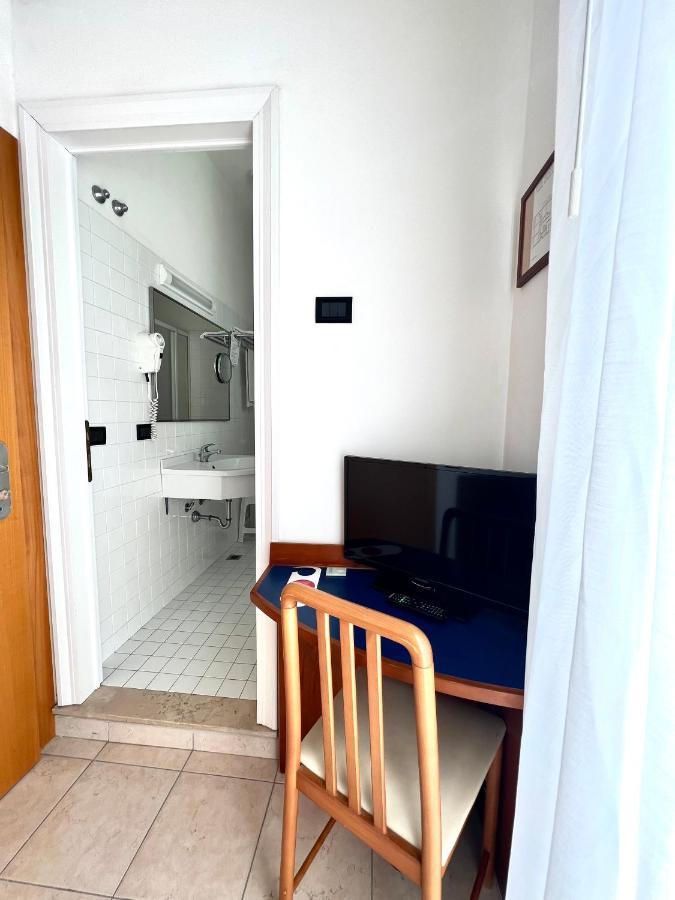 Hotel B&B Montecarlo Milano Marittima Dış mekan fotoğraf