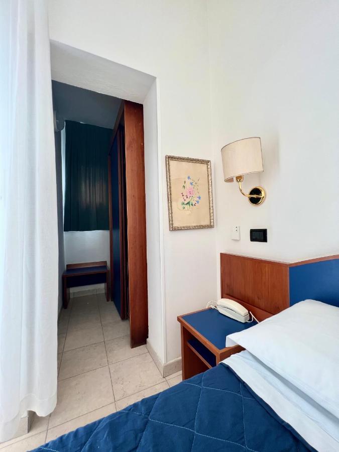 Hotel B&B Montecarlo Milano Marittima Dış mekan fotoğraf